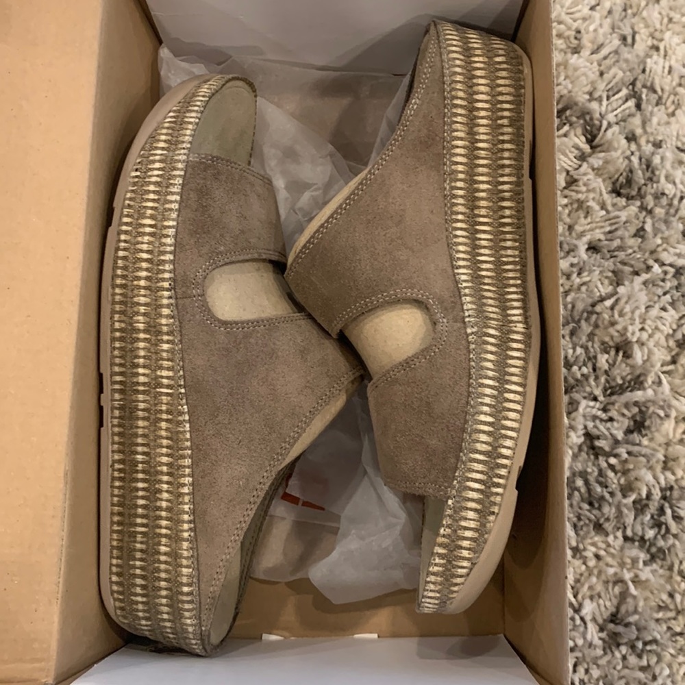 Fit flop Sandals